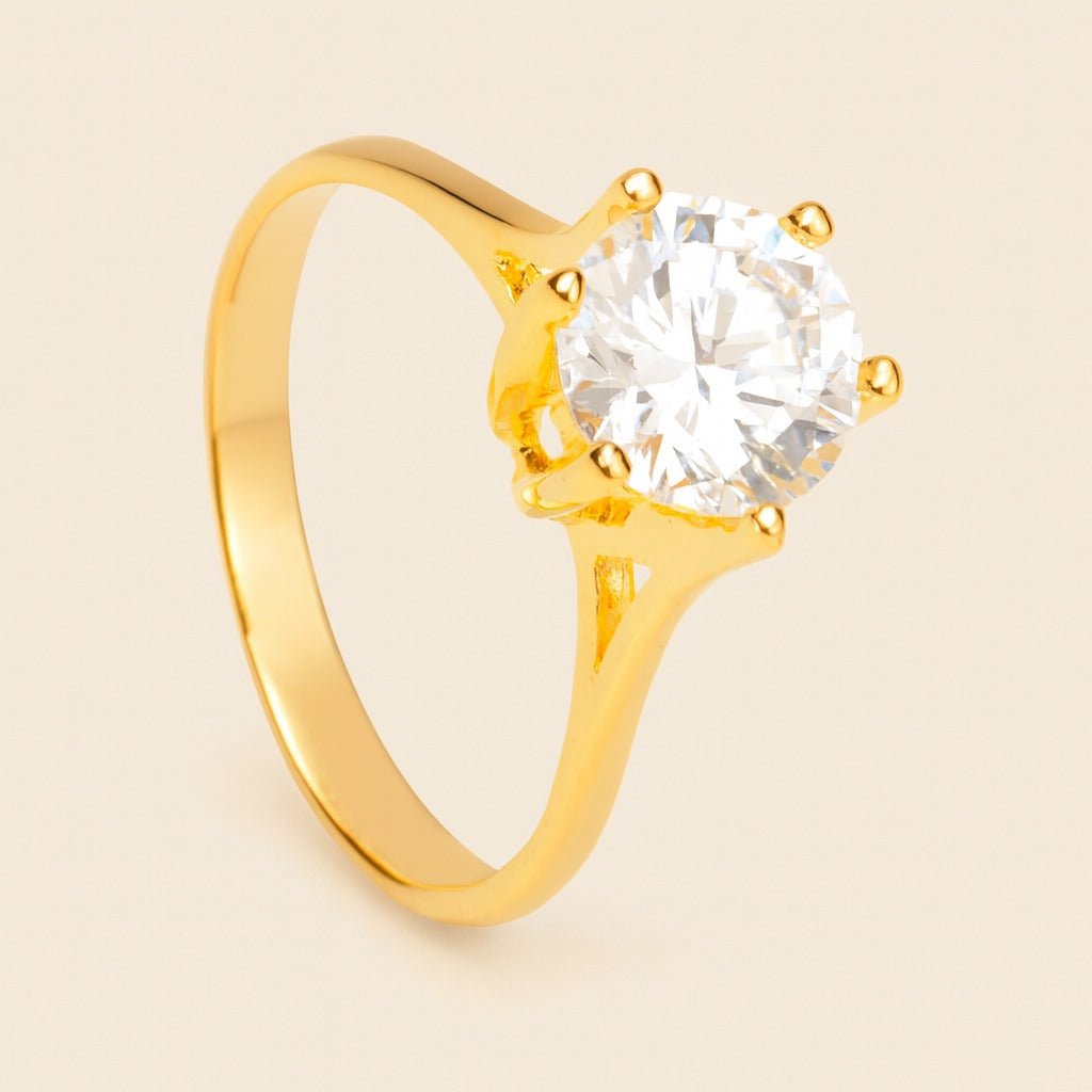 Anel Dourado Solitário com Pedra de Zircônia Auryn - Minha loja