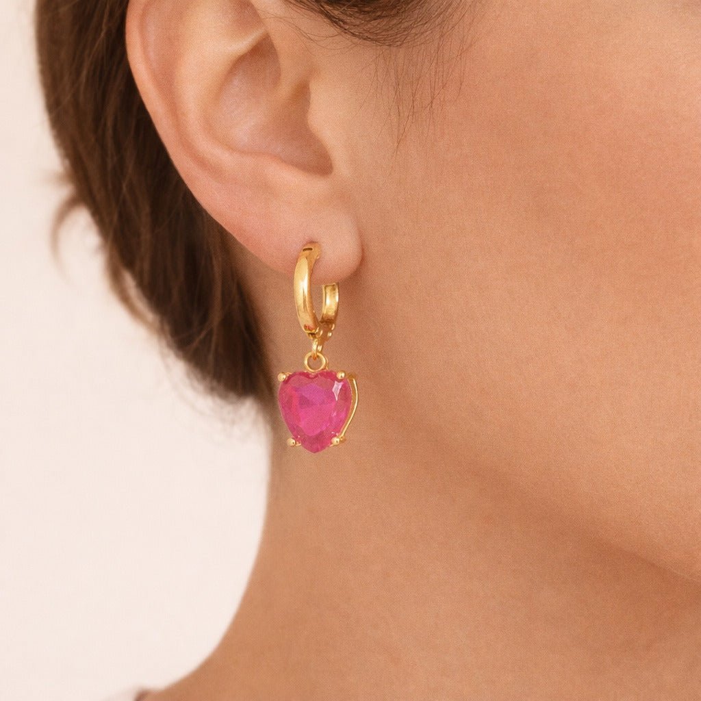 Brinco Dourado Argolinha Pedra de Coração Rosa Auryn - Minha loja