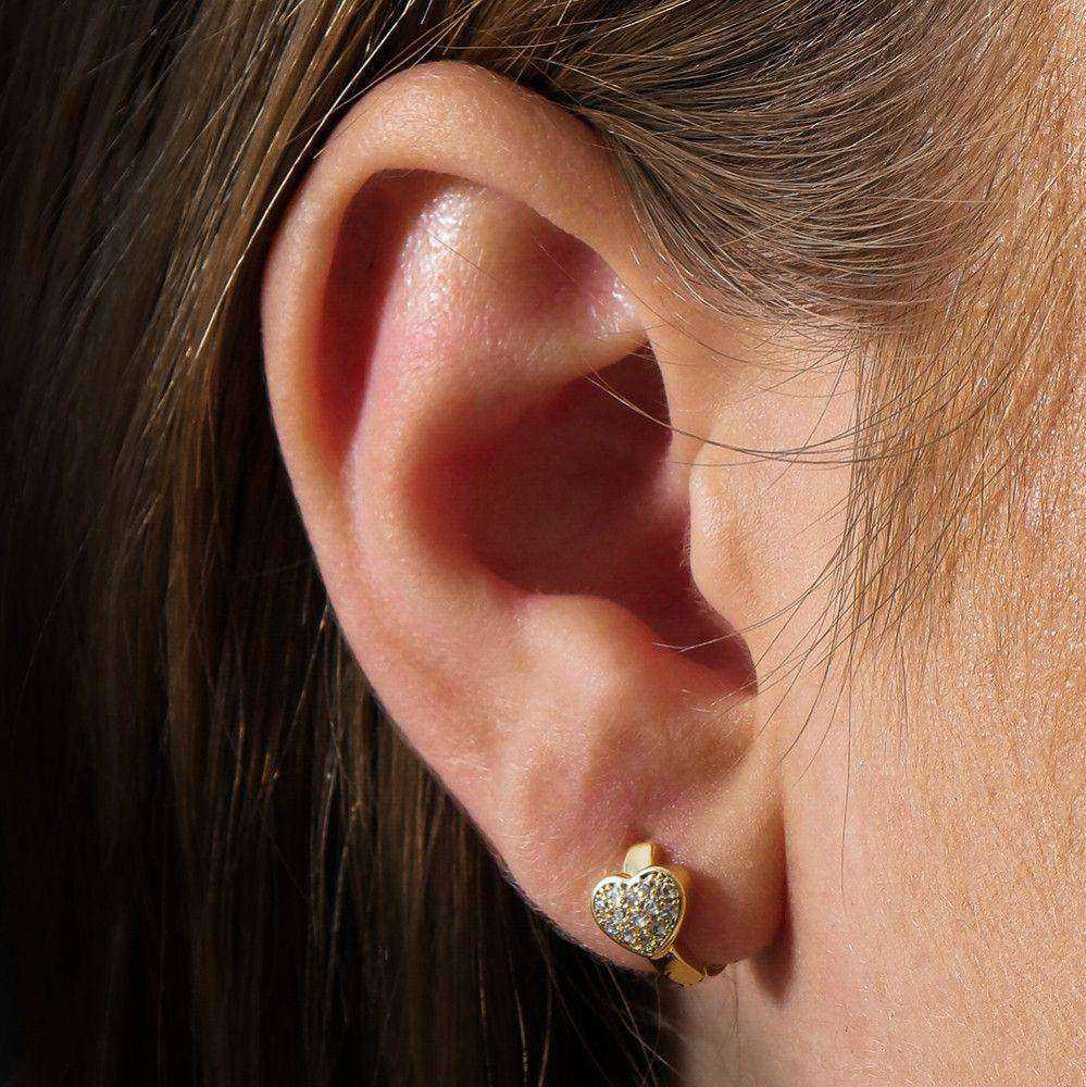 Brinco Dourado de Argolinha Pequeno Coração Cravejado de Pedras Auryn - Minha loja