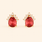 Brinco de coração dourado Auryn com pedra natural e detalhe em zircônia