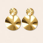 Brinco Dourado Orgânico Dois Círculos Amassados Auryn - Minha loja