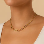 Choker dourada Ayren de corrente com extensor ajustável