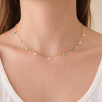 Colar Dourado Chocker Pontos de Luz Coloridos Cristais Auryn - Minha loja