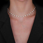 Colar Dourado com Trevos Brancos Auryn - Minha loja