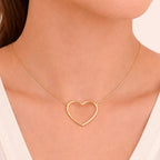 Colar Dourado de Coração Vazado Arco Auryn - Minha loja