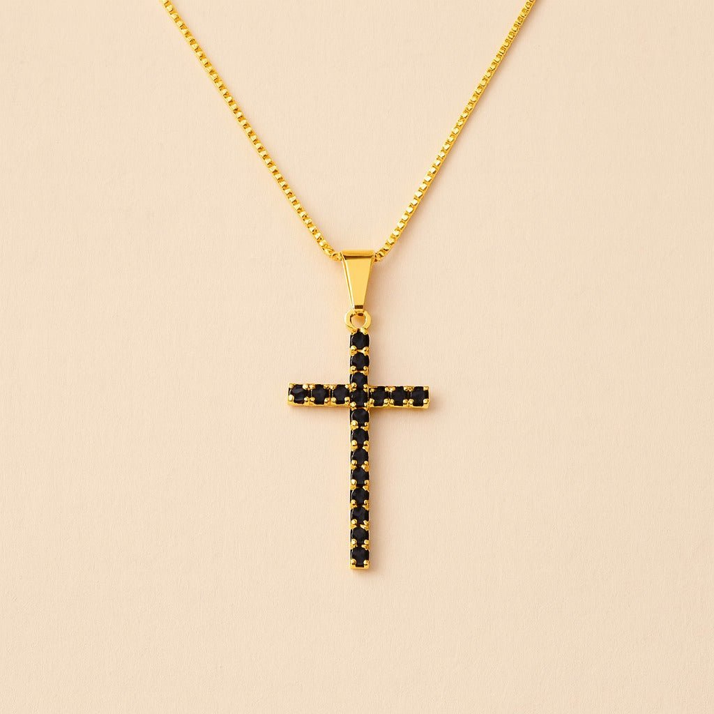 Colar Dourado de Cruz Cravejado de Pedra Natural Negra Auryn - Minha loja