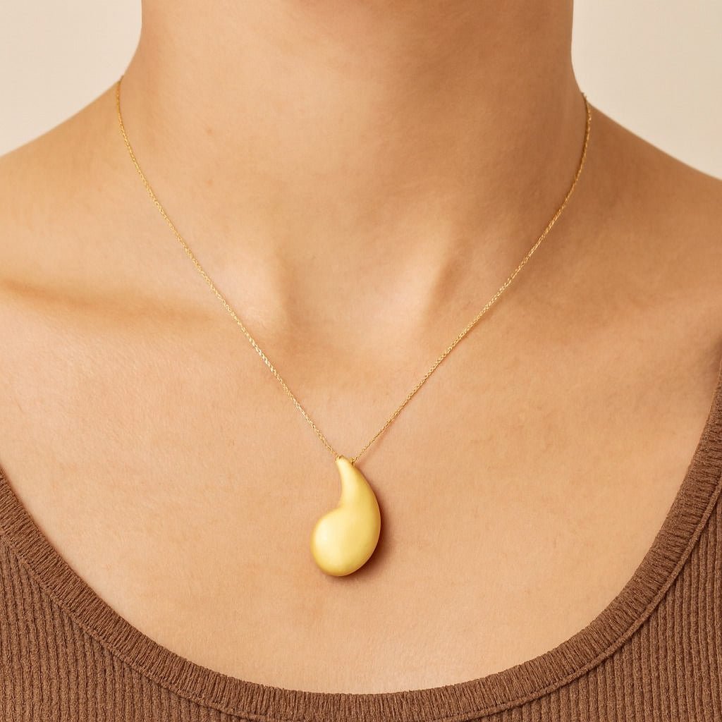 Colar Dourado de Gota Curvada Auryn - Minha loja