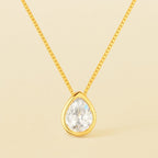 Colar dourado de gota Ayren com zircônia brilhante em semijoia premium