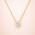 Colar Dourado de Pedra Natural em formato de Coração Auryn - Minha loja