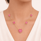 Colar Dourado de Pedras Coração e Retângulos Rosas Auryn - Minha loja