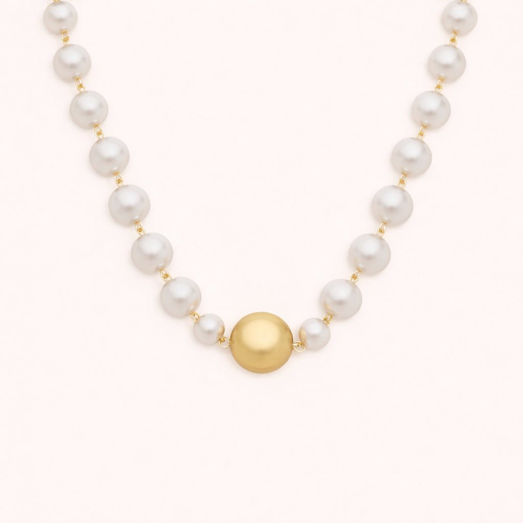 Colar Dourado de Pérolas e Bola Auryn - Minha loja
