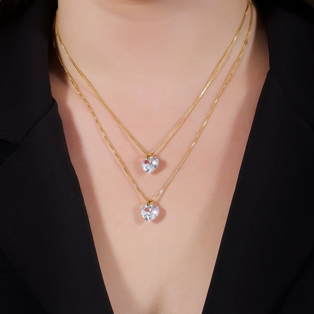 Colar Dourado Duplo de Coração em Cristal Auryn - Minha loja