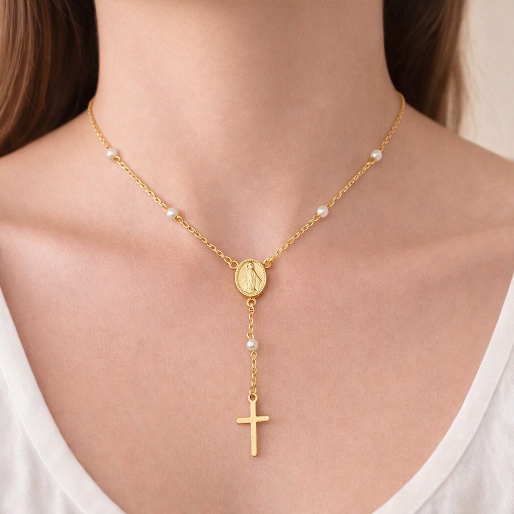 Colar Dourado Religioso Terço Cruz e Pérolas Auryn - Minha loja