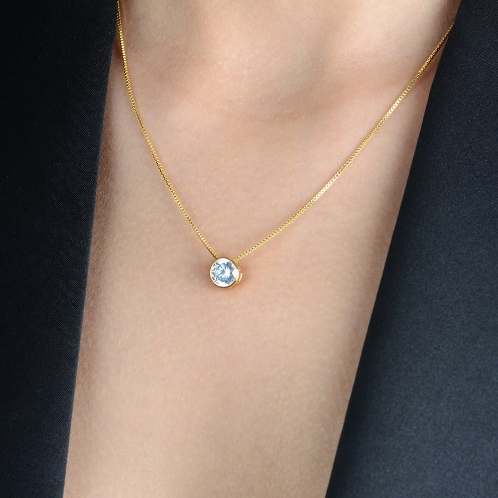 Colar Dourado Zircônia Ponto de Luz Auryn - Minha loja