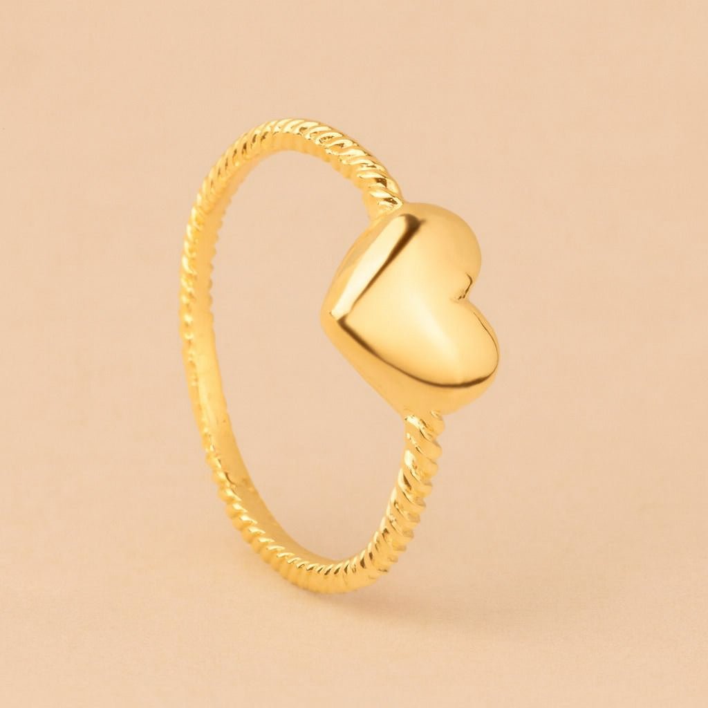 Semijoias Auryn banhadas a ouro com colar de cruz cravejado e brinco coroa