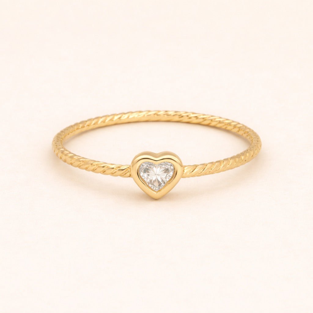 Kit: Anel Banhado a Ouro Solitário de Coração com Pedra de Zircônia e Anel Banhado a Ouro Solitário Coração com Pedra de Zircônia - Auryn Store