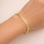 Pulseira Dourada de Seta Auryn - Minha loja